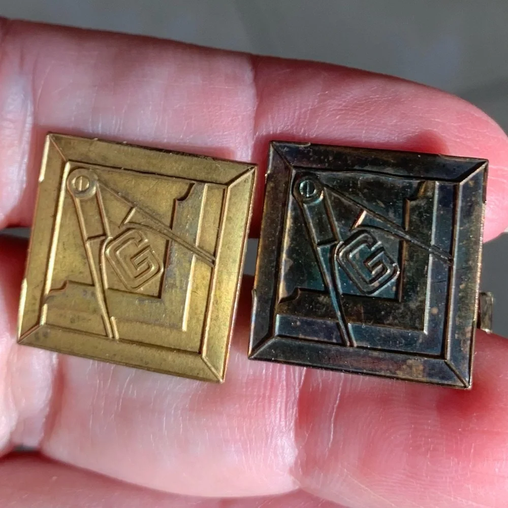 Masonic Cufflinks by Avedon Brass Vintage Rare Patent#2920363 Pivot features